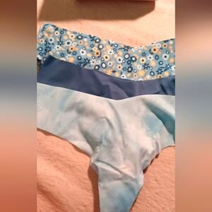 Sale No show thongs 3 pk